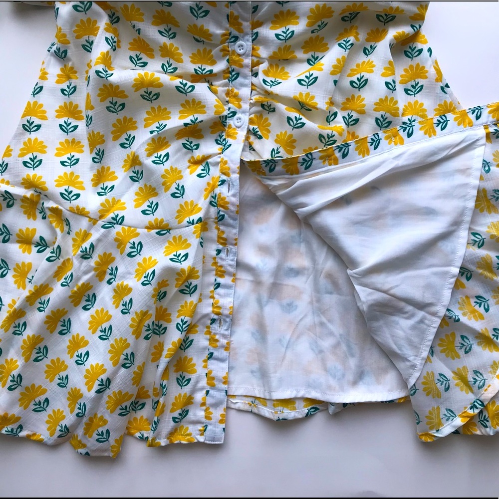 A yellow and white summer dress size S - Picture 4 of 4